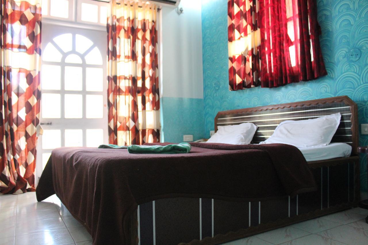 Hotel Natasha Panaji Buitenkant foto